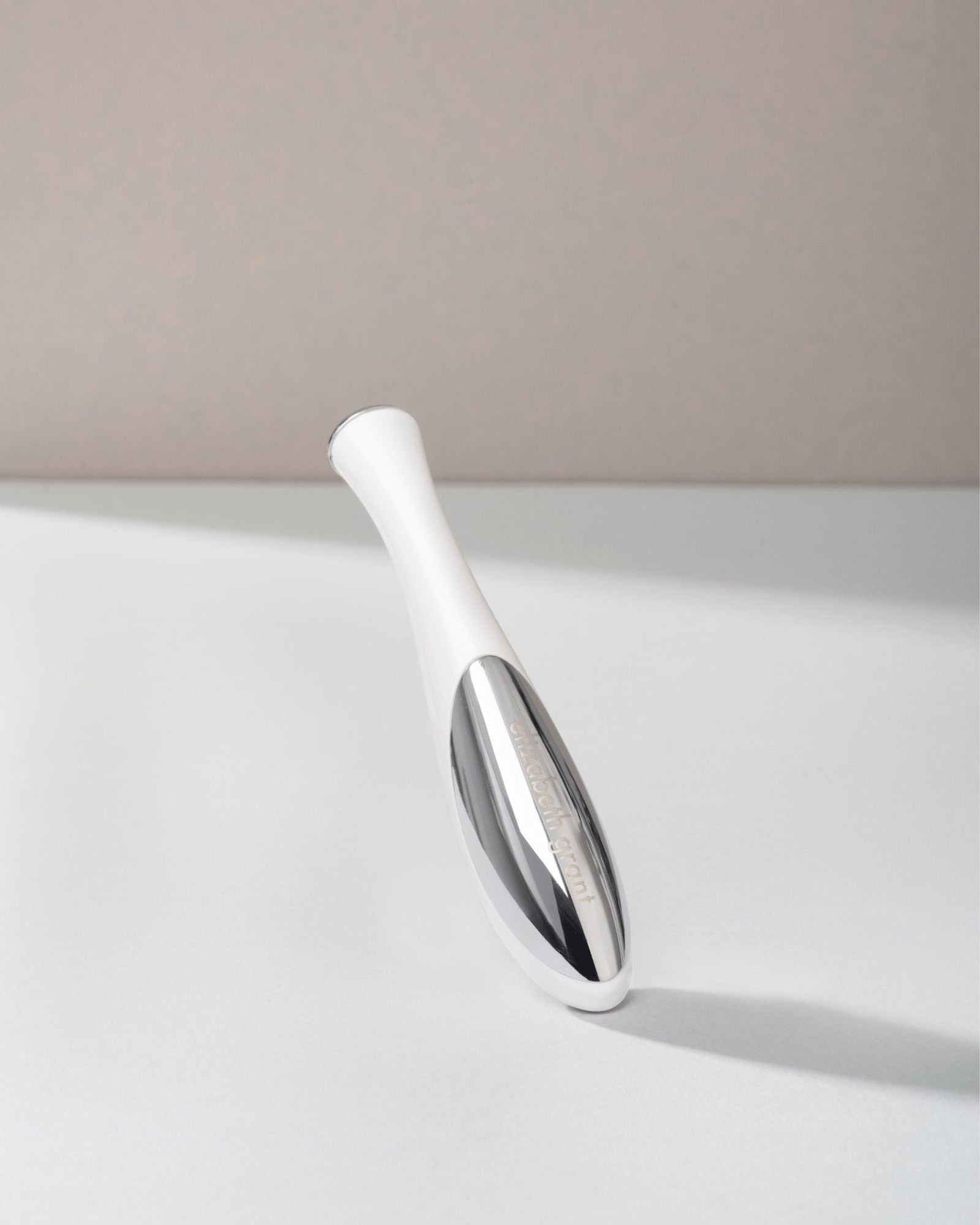 Beauty Wand For Face & Eyes - Elizabeth Grant Skin Care